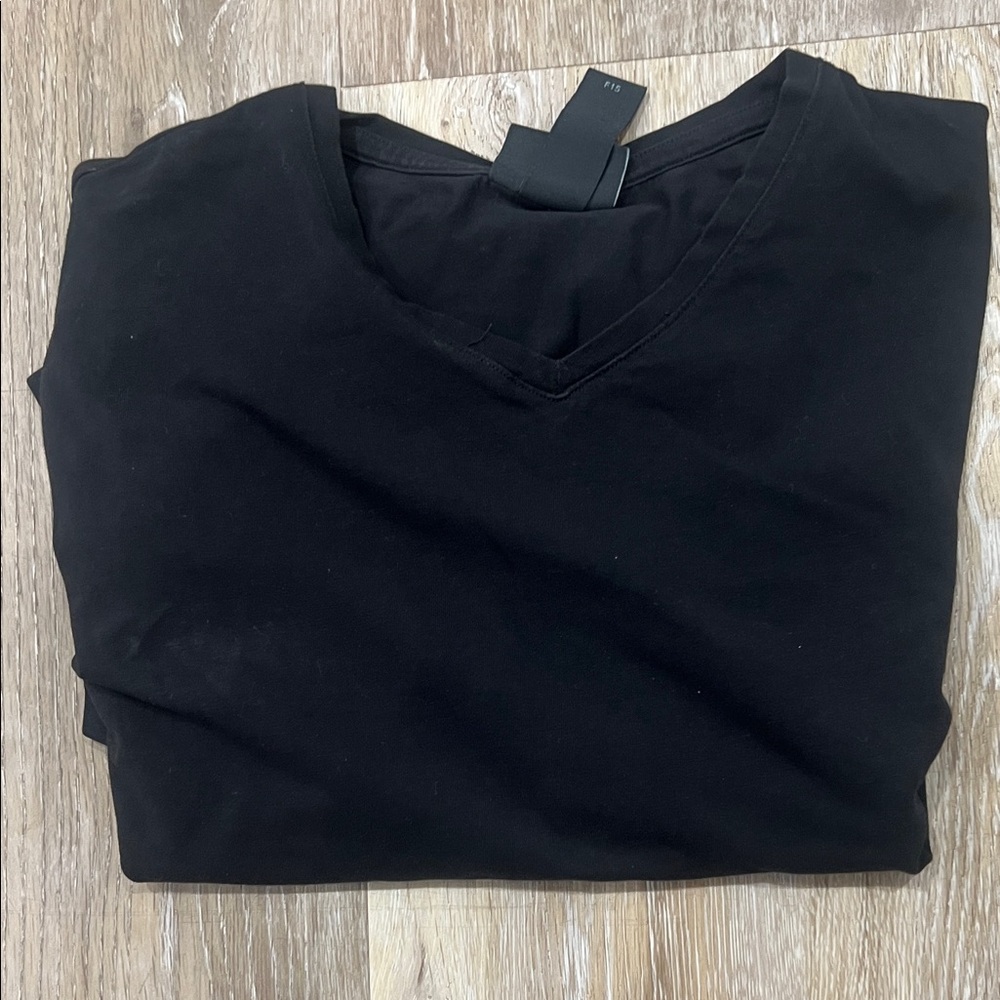 H&M Black Slim Fit Crewneck Tee - XL